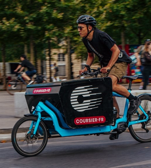 Pourquoi devenir coursier à Paris chez Coursier.fr ?